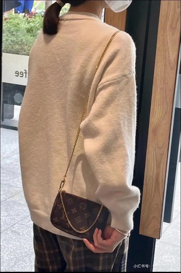 2026124142626525 580